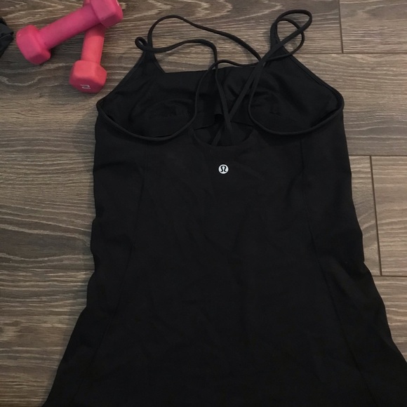 Lululemon Free to Be Tank. Like new! - Picture 3 of 4